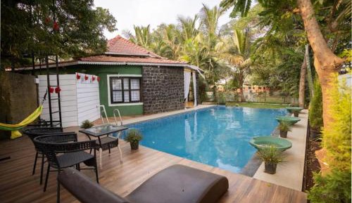 Suite with Pool View