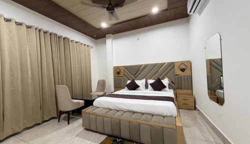 Superior Queen Room