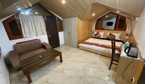Double Room with Mountain View