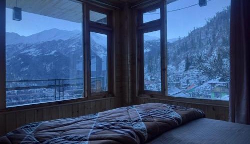 Double Room with Mountain View