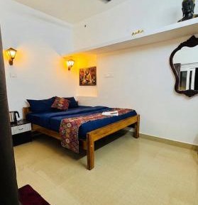 Deluxe Double Room with Balcony and Sea View