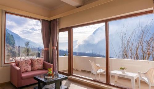 Deluxe Family Room