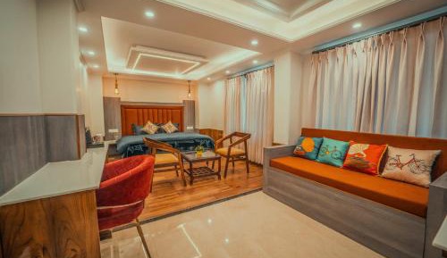 Deluxe Family Suite
