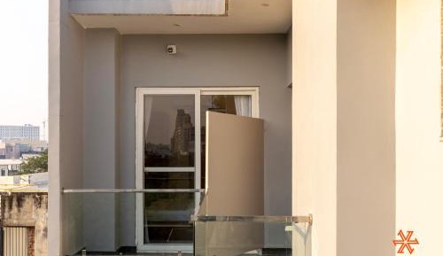 Deluxe Room (with balcony)