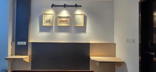 Deluxe Double or Twin Room with Balcony