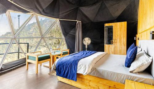 King Room with Mountain View