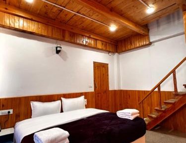 Classic Quadruple Room