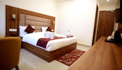 Deluxe Double Room with Balcony
