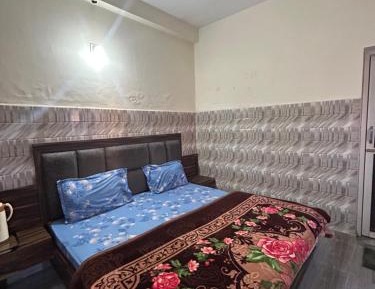 Double Room with Shared Bathroom