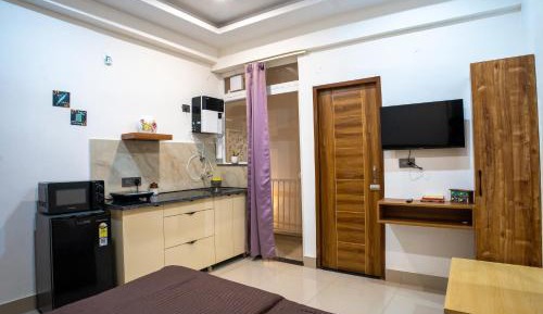 Double Room with Private Bathroom