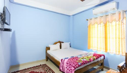Triple Room with Bathroom