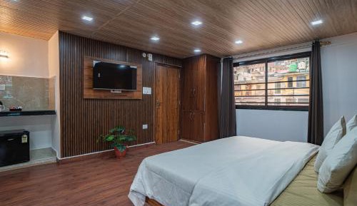Deluxe Family Suite
