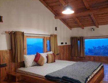 Deluxe Family Suite