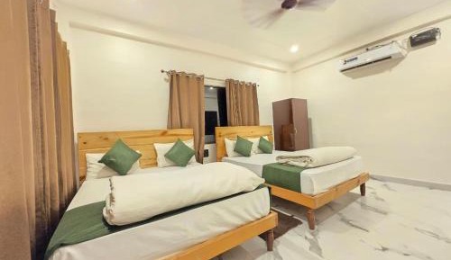 Quadruple Room with Mountain View