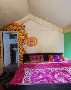 6-Bed Mixed Dormitory Room