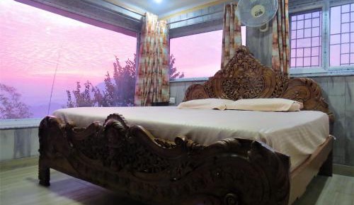 Double Room with Mountain View