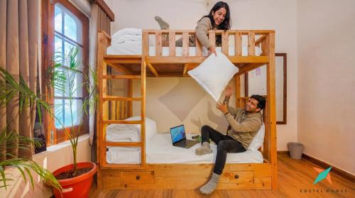 Deluxe 4 Bed Mixed Dorm