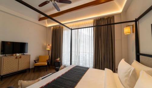 Double Room with Mountain View