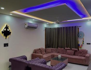 Three-Bedroom Apartment with Balcony