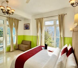 Family Room with Mountain View