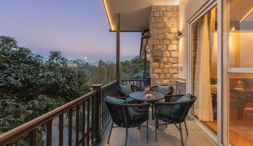 Quadruple Room with Balcony
