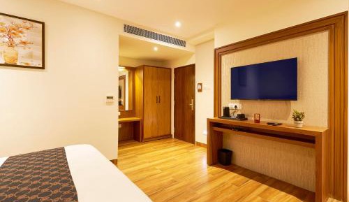 Deluxe Double Room with Balcony