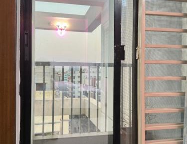 Single Room with Private Bathroom