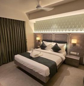 Deluxe Double Room with Bath