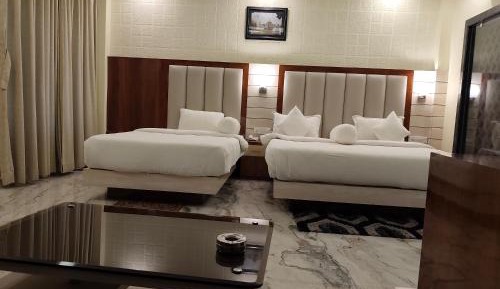 Luxury Triple Room