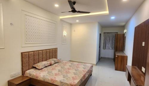 Deluxe Room (2 Adults + 1 Child)