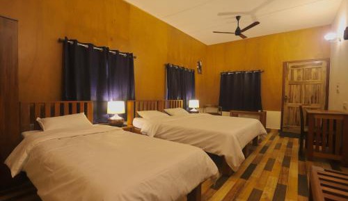 Luxury Triple Room