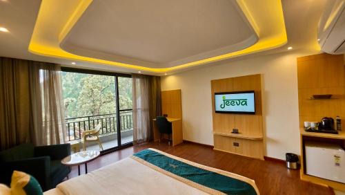 Standard King Room