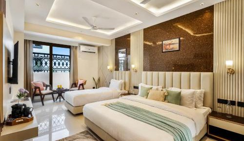 Deluxe Suite