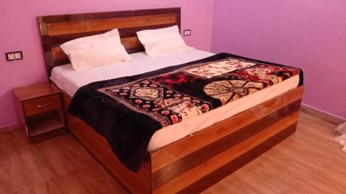 Deluxe Double Room (1 adult + 1 child)