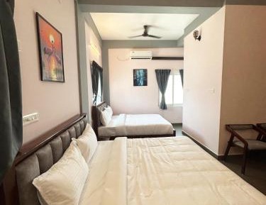 Premium Quadruple Room