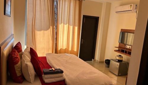 Double Room with Mountain View