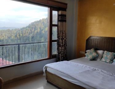 Triple Room with Mountain View