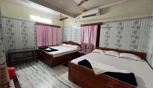 Quadruple Room with Bathroom