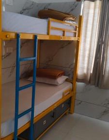 Single Bed in Male Dormitory Room with Shared Bathroom