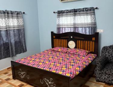 Deluxe Two-Bedroom Apartment with Garden View