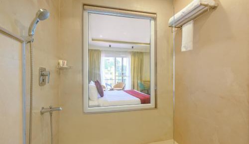 Valley View Classic Room with Balcony