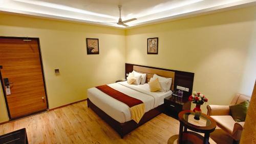 Large Double Room