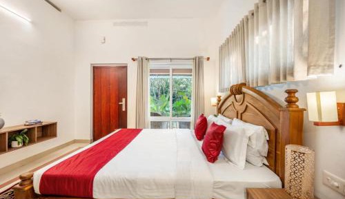 Deluxe Queen Room