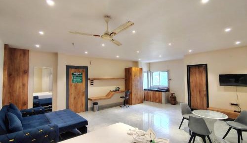 Superior Family Room