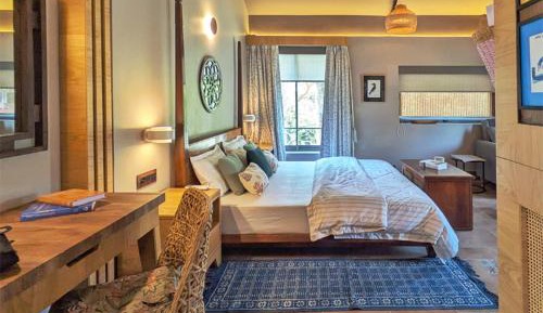 Superior King Room