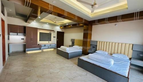 Deluxe Double or Twin Room with City View