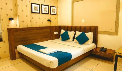 Triple Room with City View