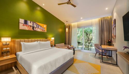 Deluxe Double Room With Balcony