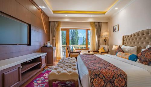Suite with Balcony