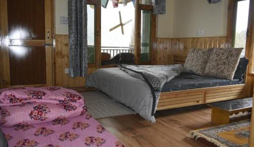 Triple Room with Balcony